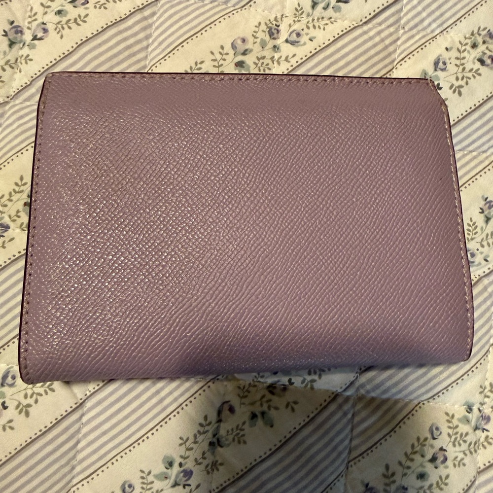 COACH Lavender Cassidy Turnlock Medium Wallet - Picture 3 of 6